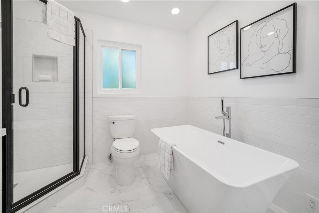 4211 Meadow Lark Drive