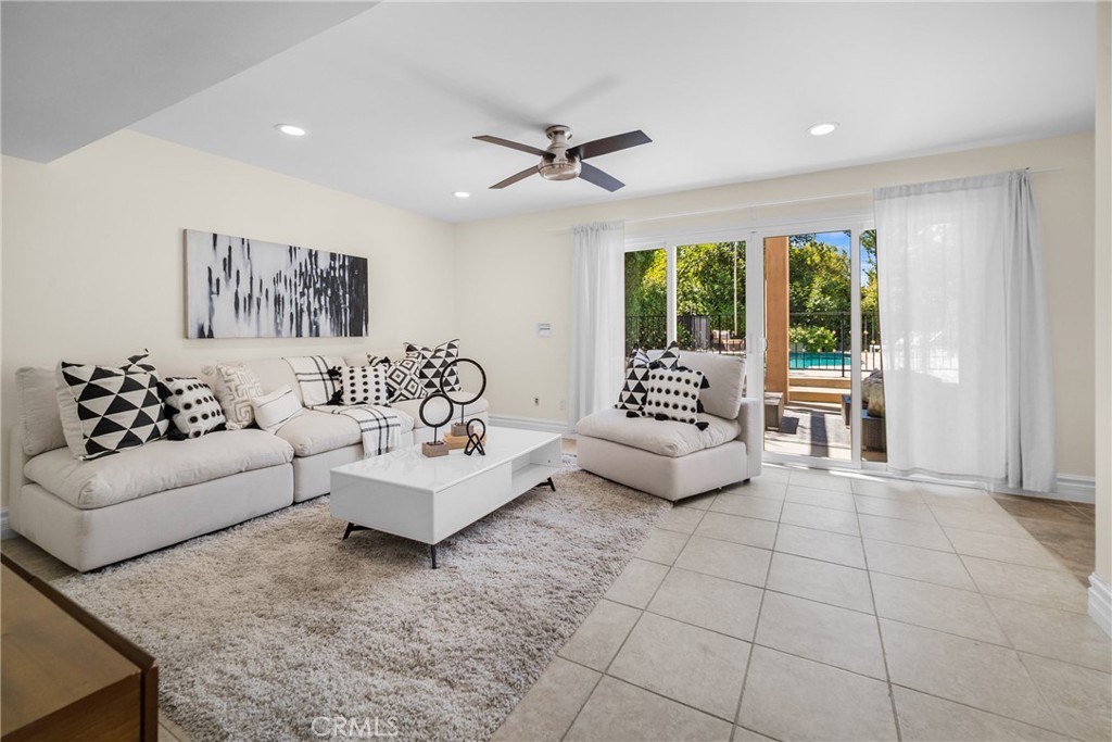 4211 Meadow Lark Drive