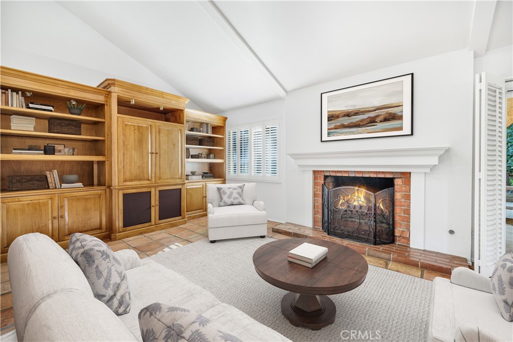 3802 Daguerre Avenue