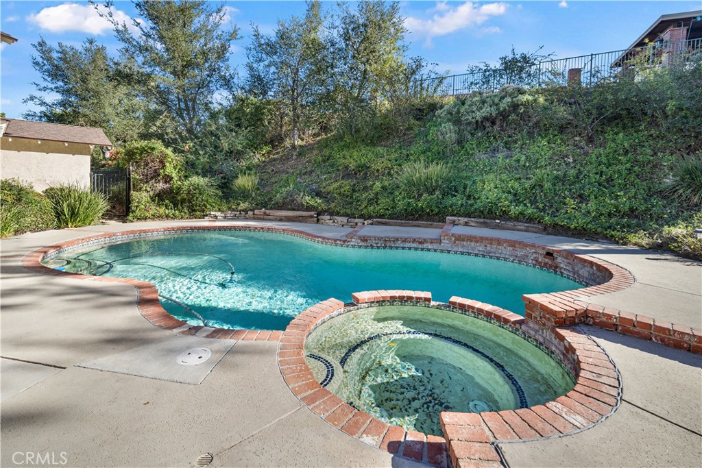 3802 Daguerre Avenue