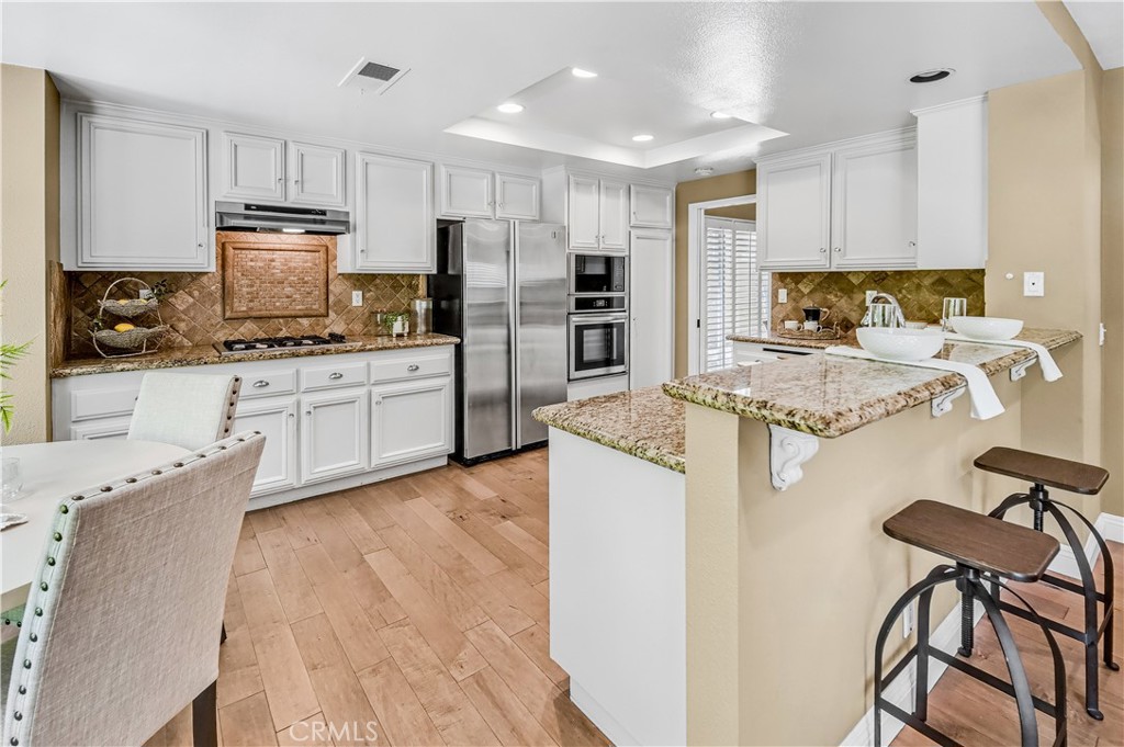 24676 Vista Cerritos