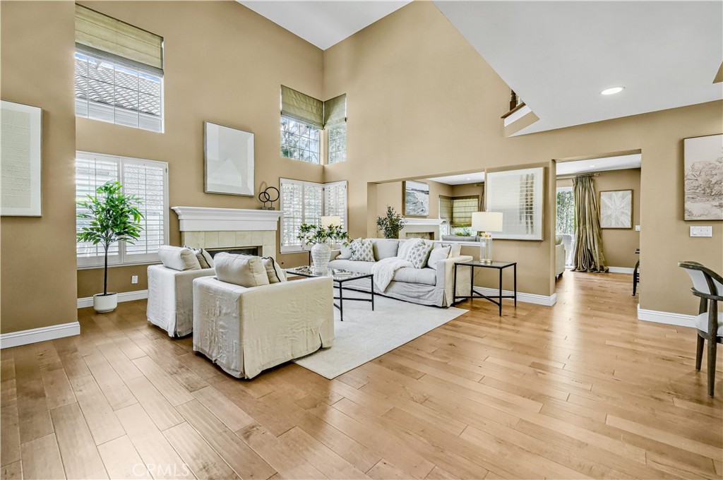 24676 Vista Cerritos