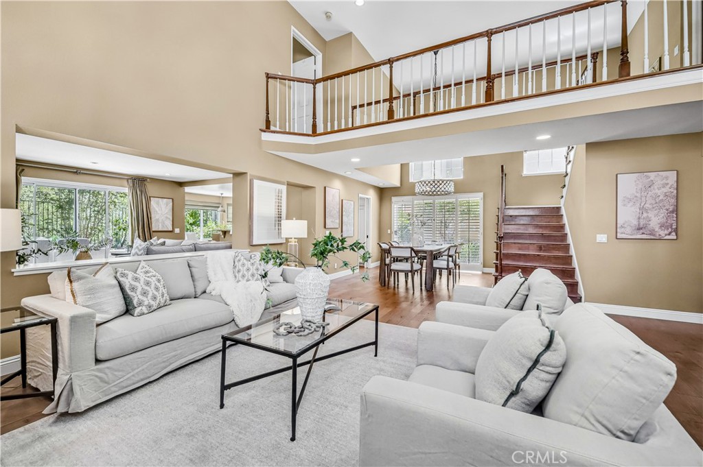 24676 Vista Cerritos