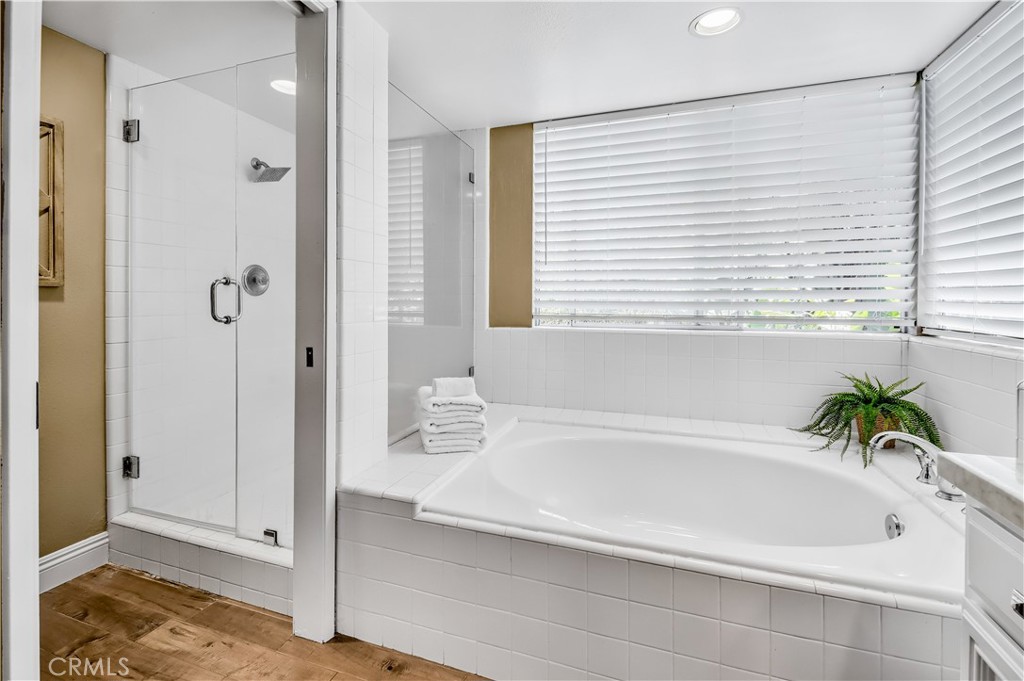 24676 Vista Cerritos