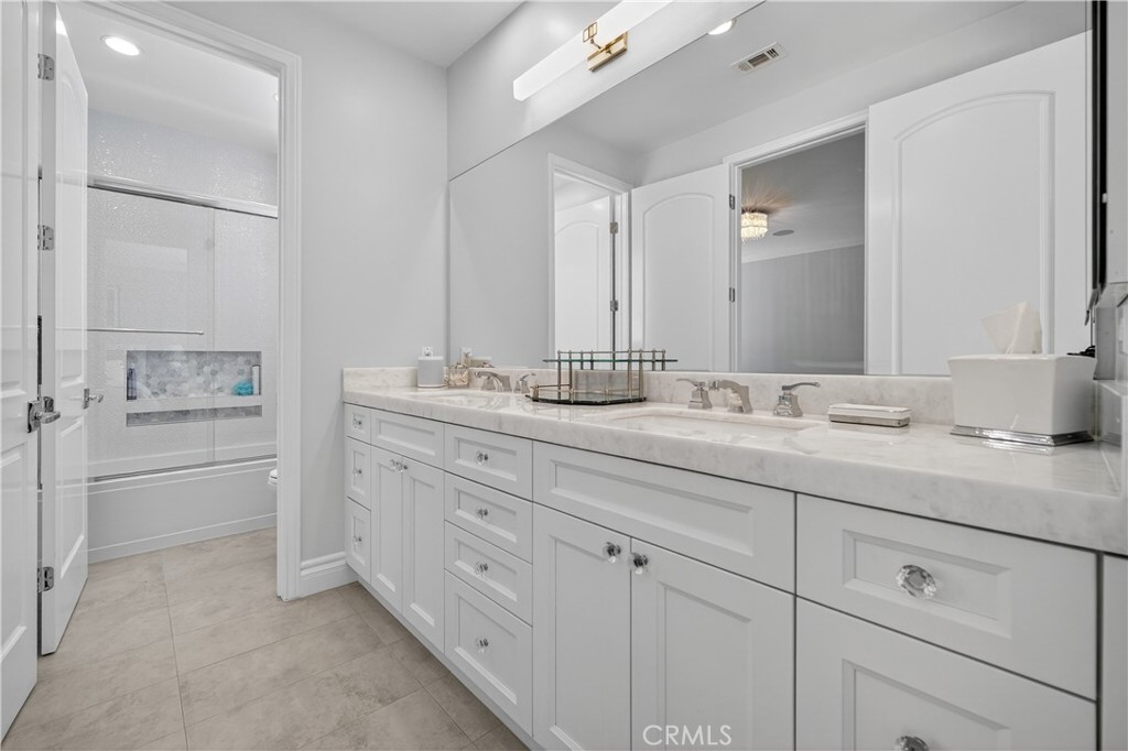 25448 Cumberland Lane