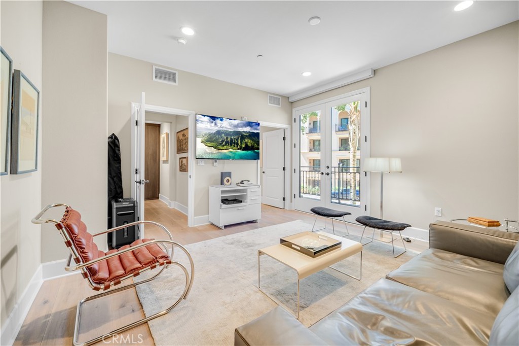 23500 Park Sorrento D21