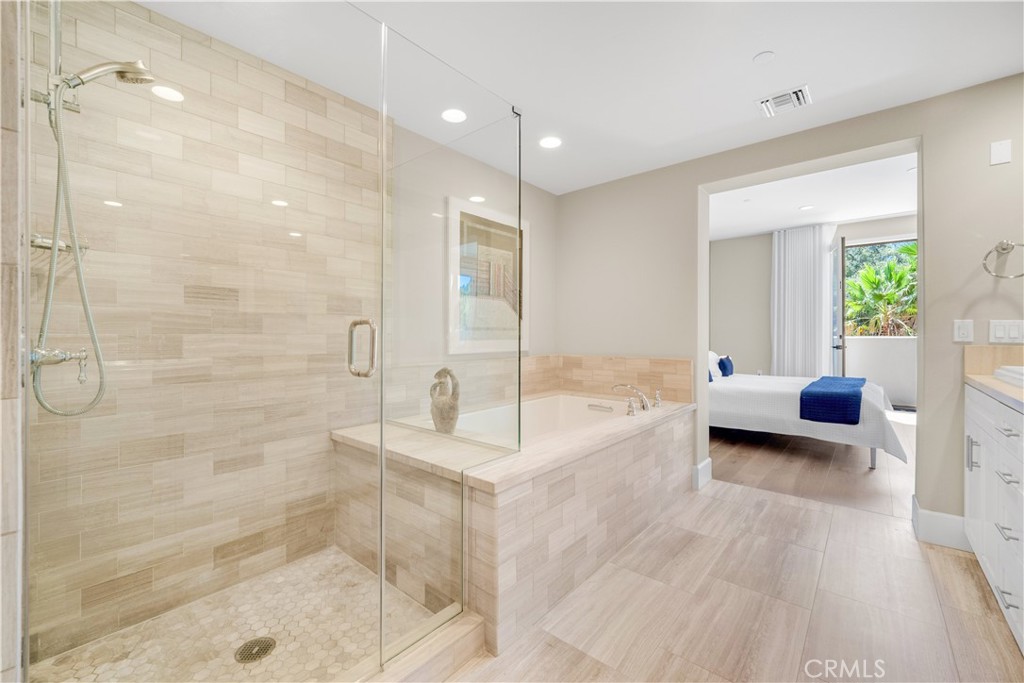 23500 Park Sorrento D21