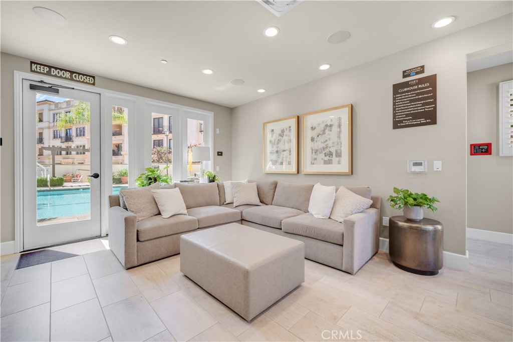 23500 Park Sorrento D21