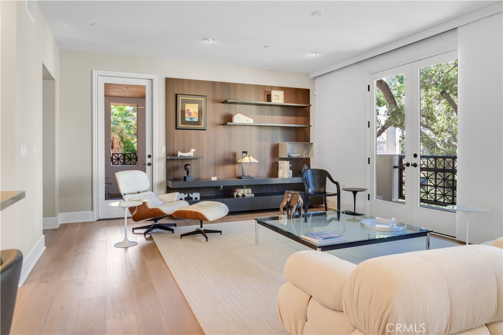 23500 Park Sorrento D21