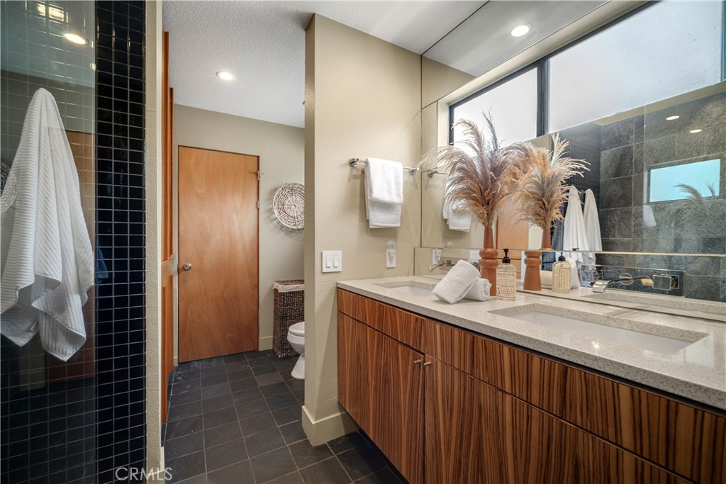 26664 Seagull Way A211