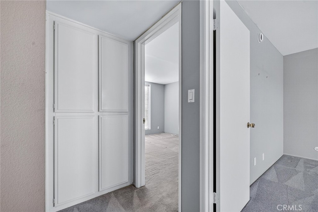 5225 White Oak Avenue 1