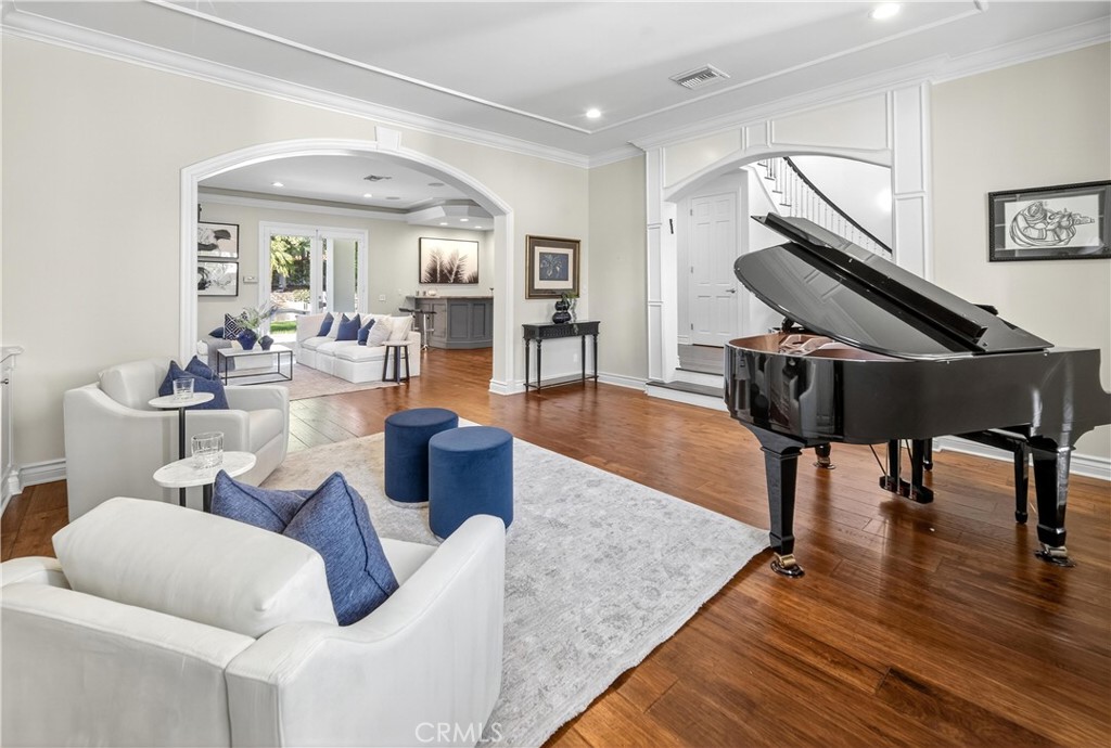 25527 Hamilton Court