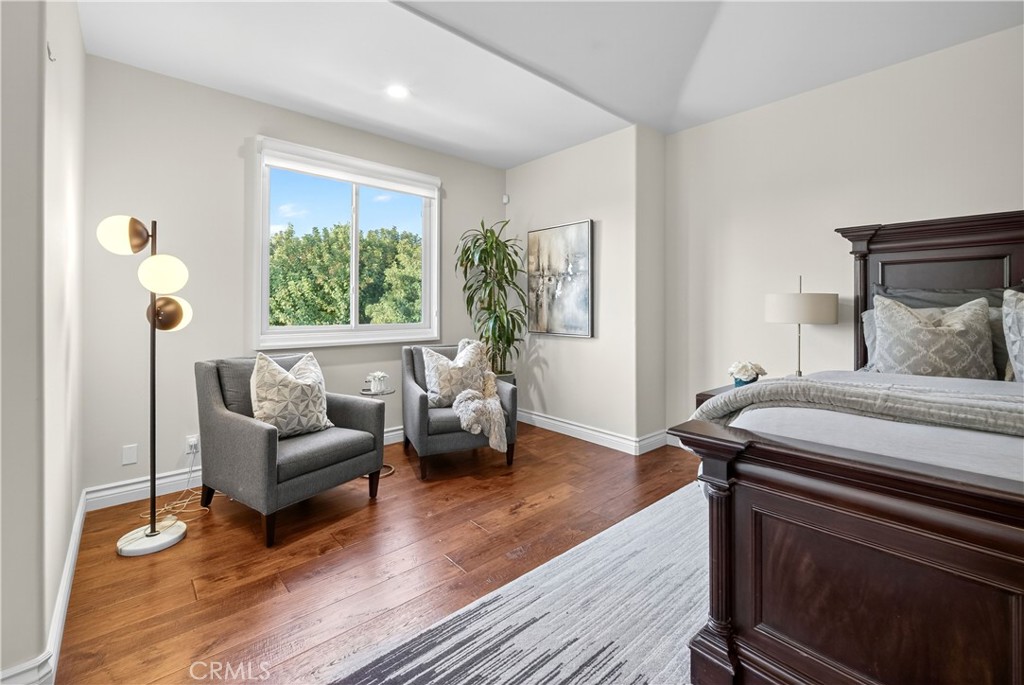 25527 Hamilton Court