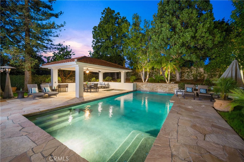 25527 Hamilton Court