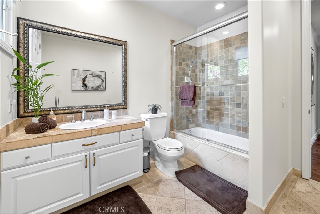 25527 Hamilton Court