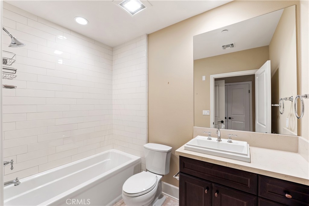 23500 Park Sorrento C41