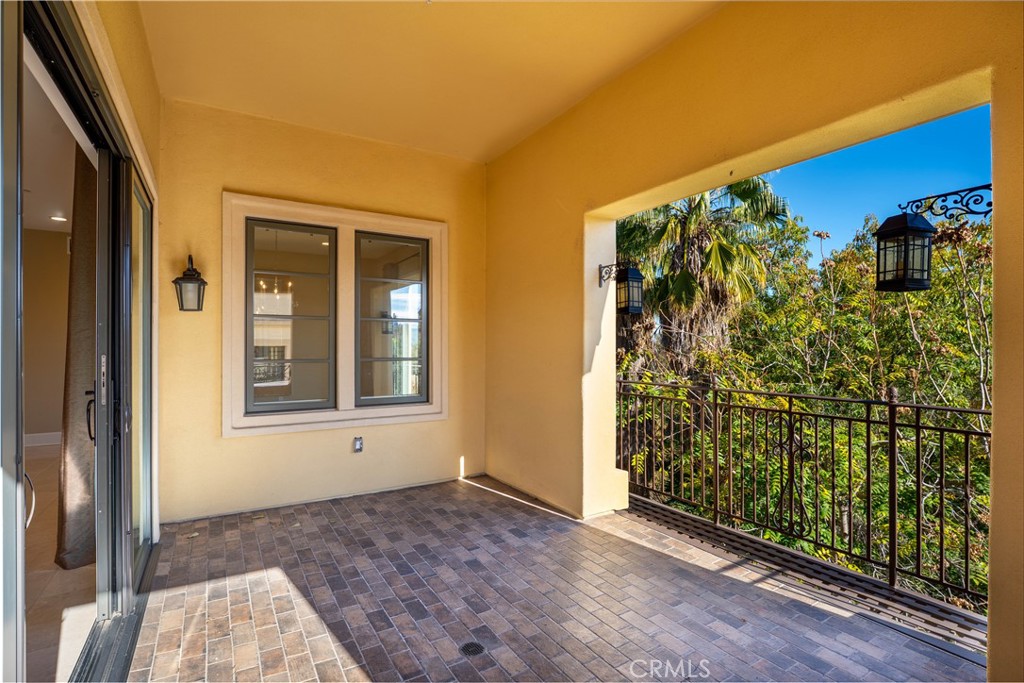 23500 Park Sorrento C41