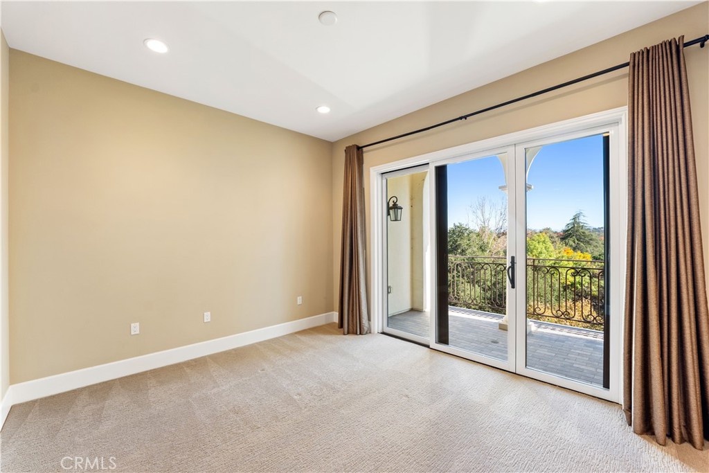 23500 Park Sorrento C41