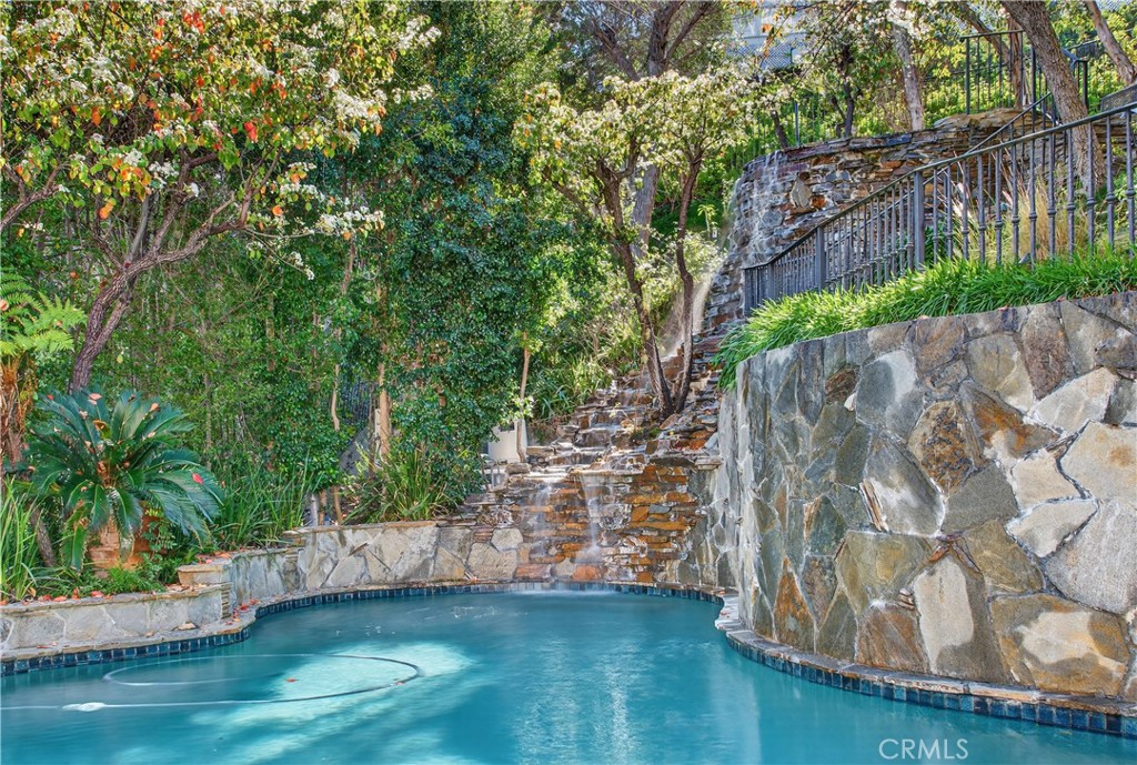 24762 Calvert Street