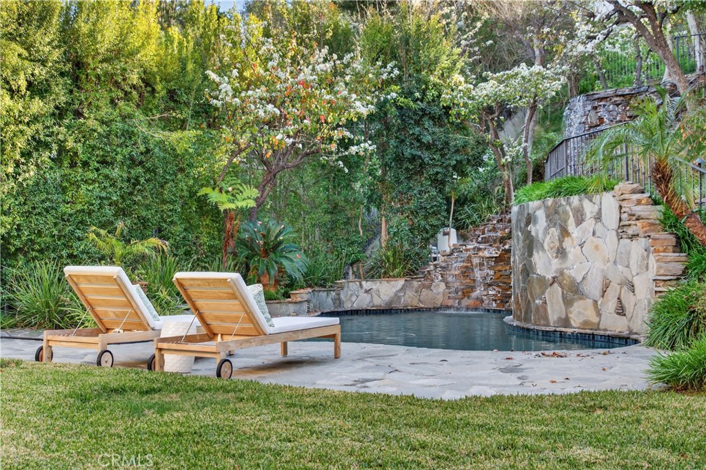 24762 Calvert Street