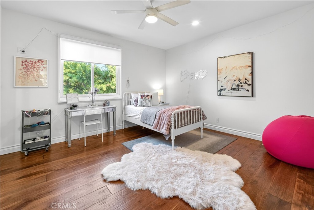 25527 Hamilton Court