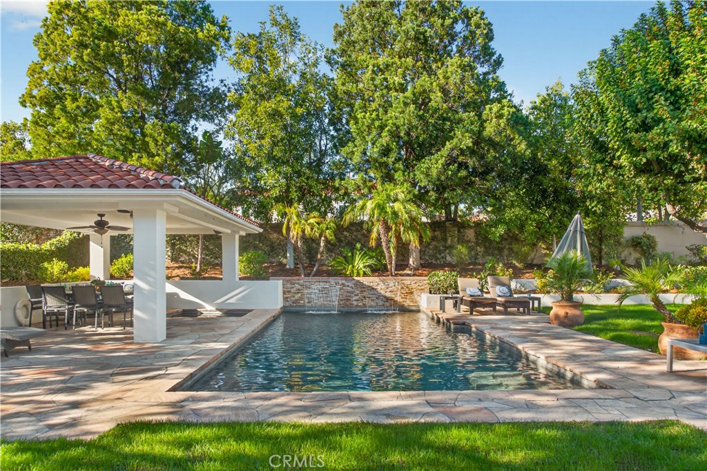 25527 Hamilton Court