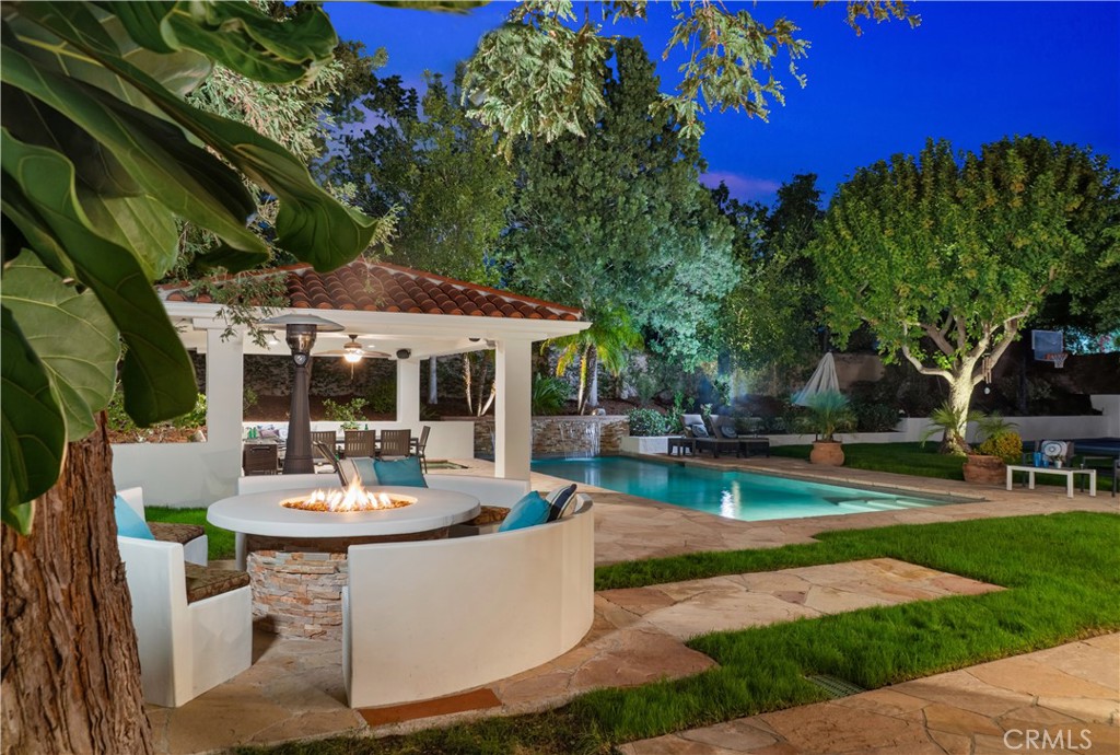 25527 Hamilton Court