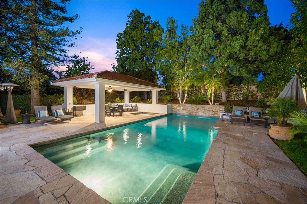 25527 Hamilton Court