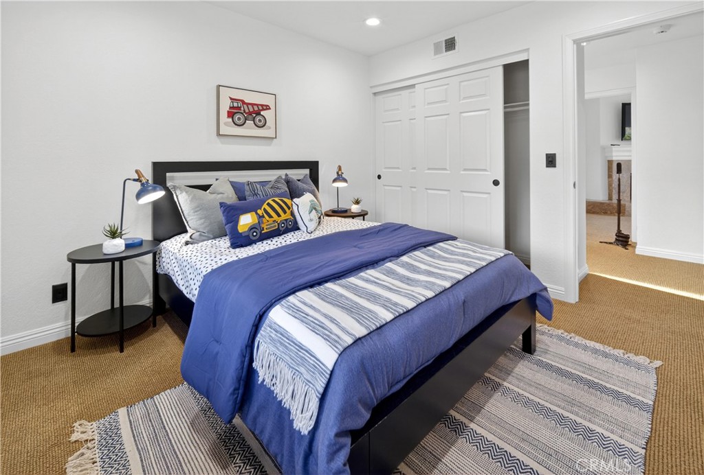 24845 Avenida Asoleada