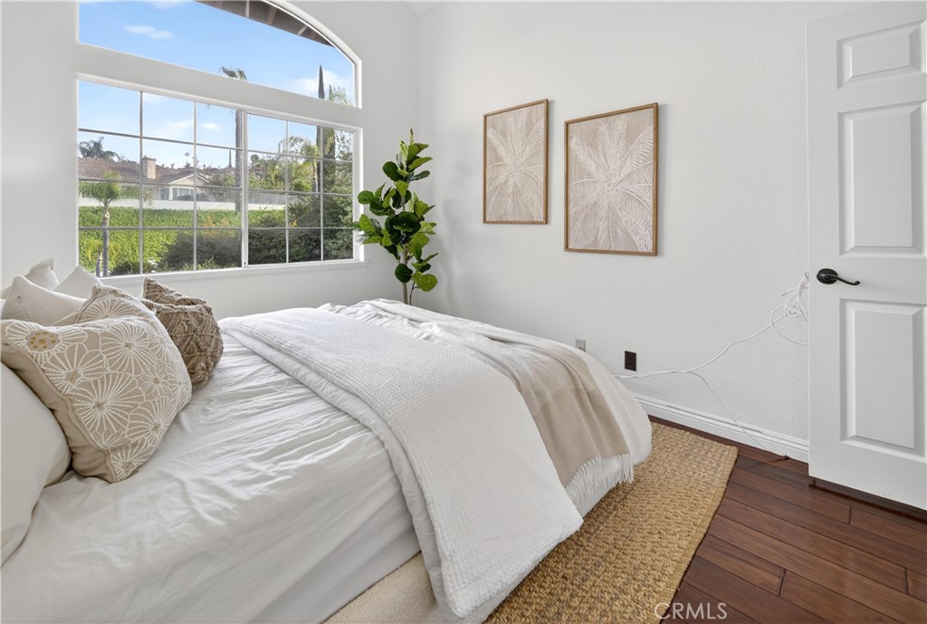 24845 Avenida Asoleada