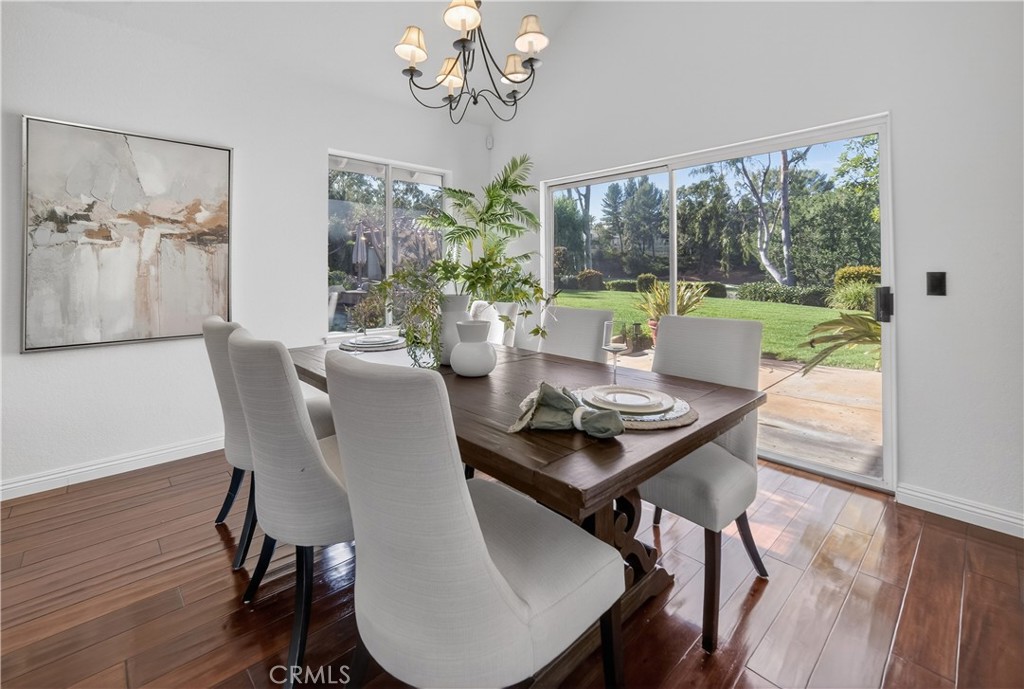 24845 Avenida Asoleada