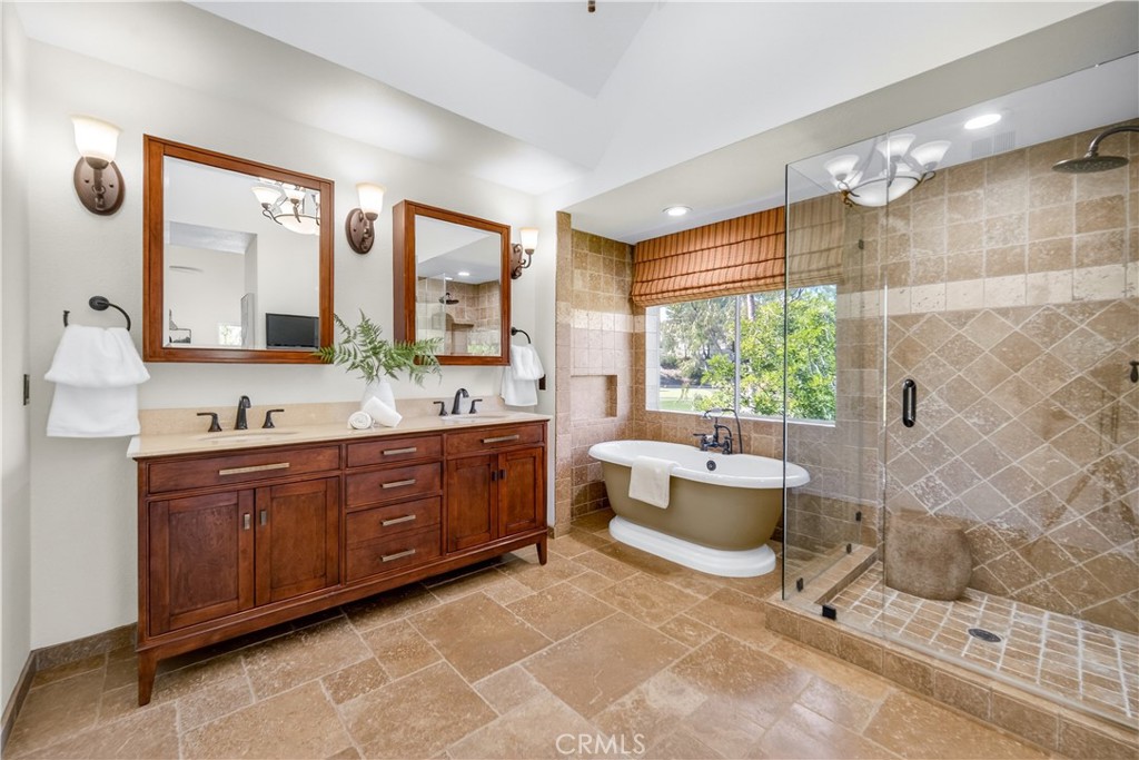 24845 Avenida Asoleada