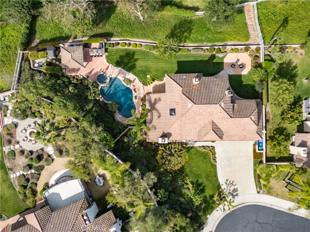 24845 Avenida Asoleada