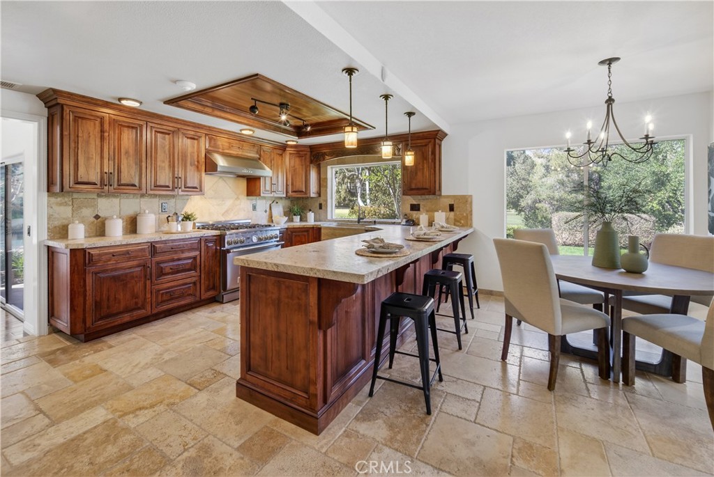 24845 Avenida Asoleada