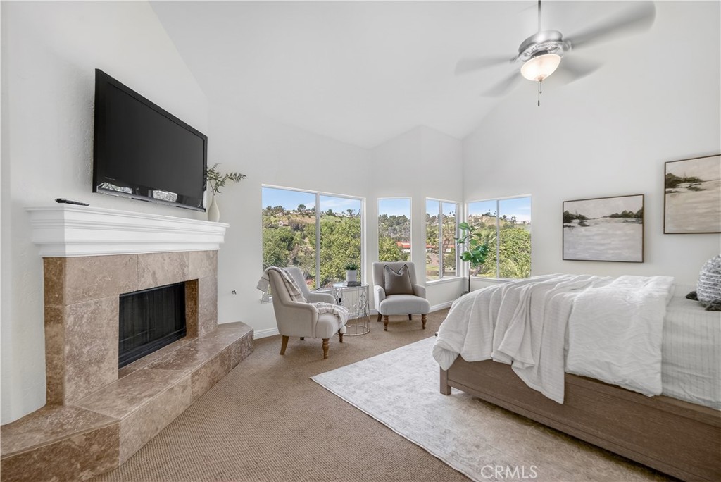 24845 Avenida Asoleada