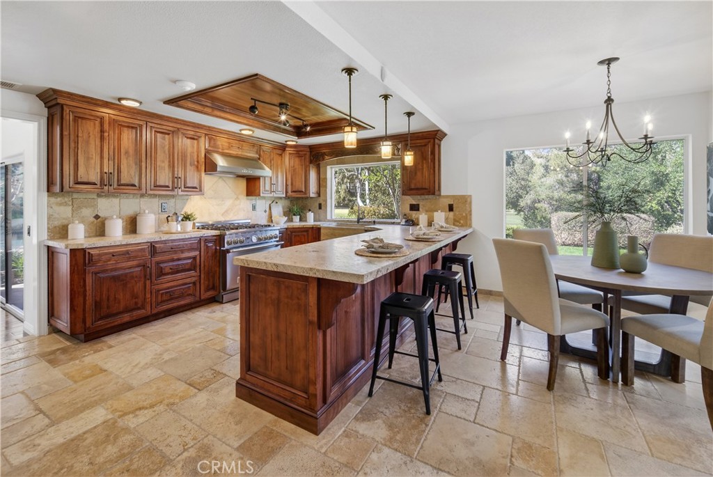 24845 Avenida Asoleada