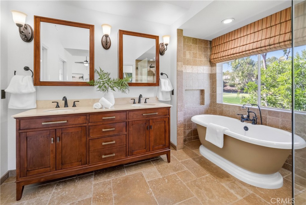 24845 Avenida Asoleada