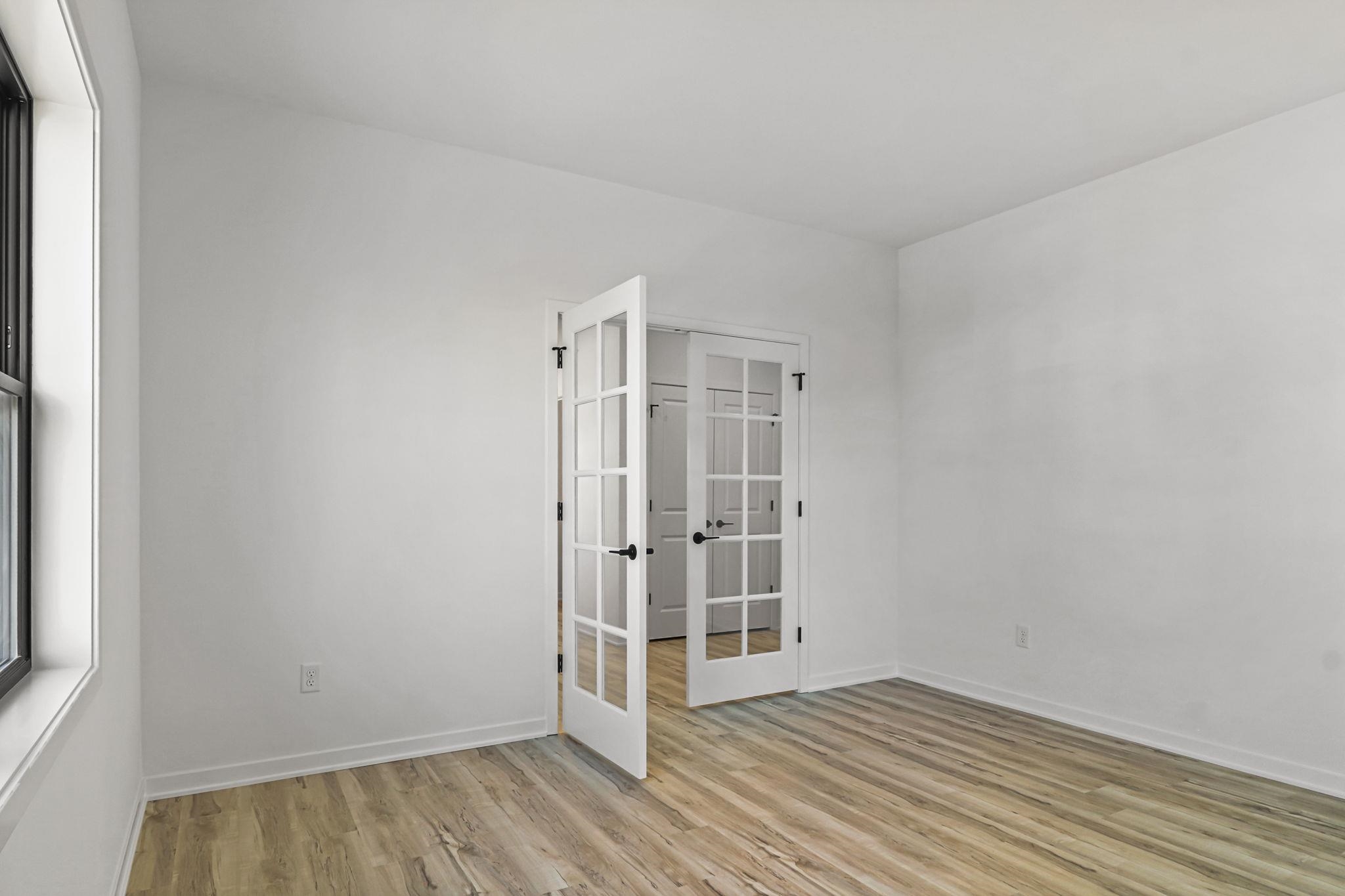 6646 Royal View Drive