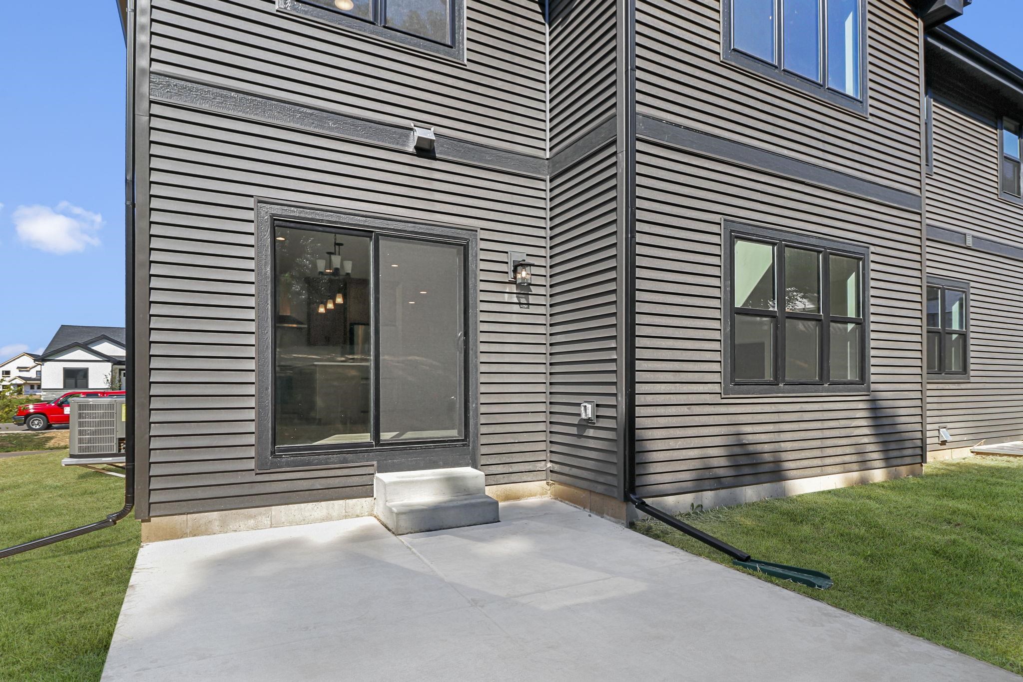 6646 Royal View Drive