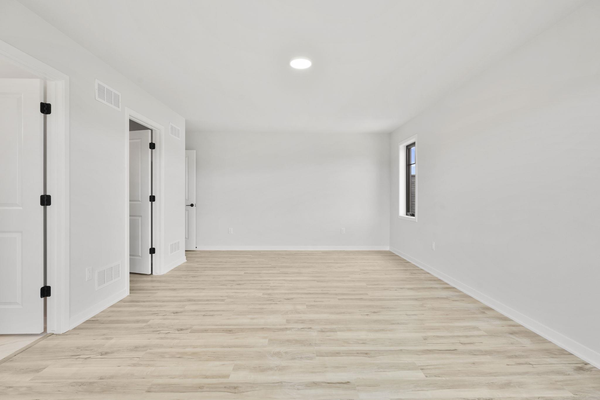 6826 Angelica Trail