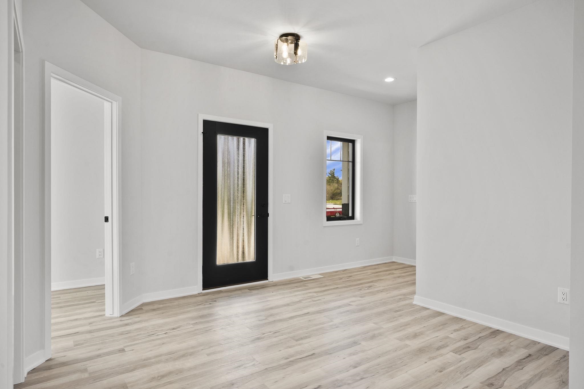 6826 Angelica Trail