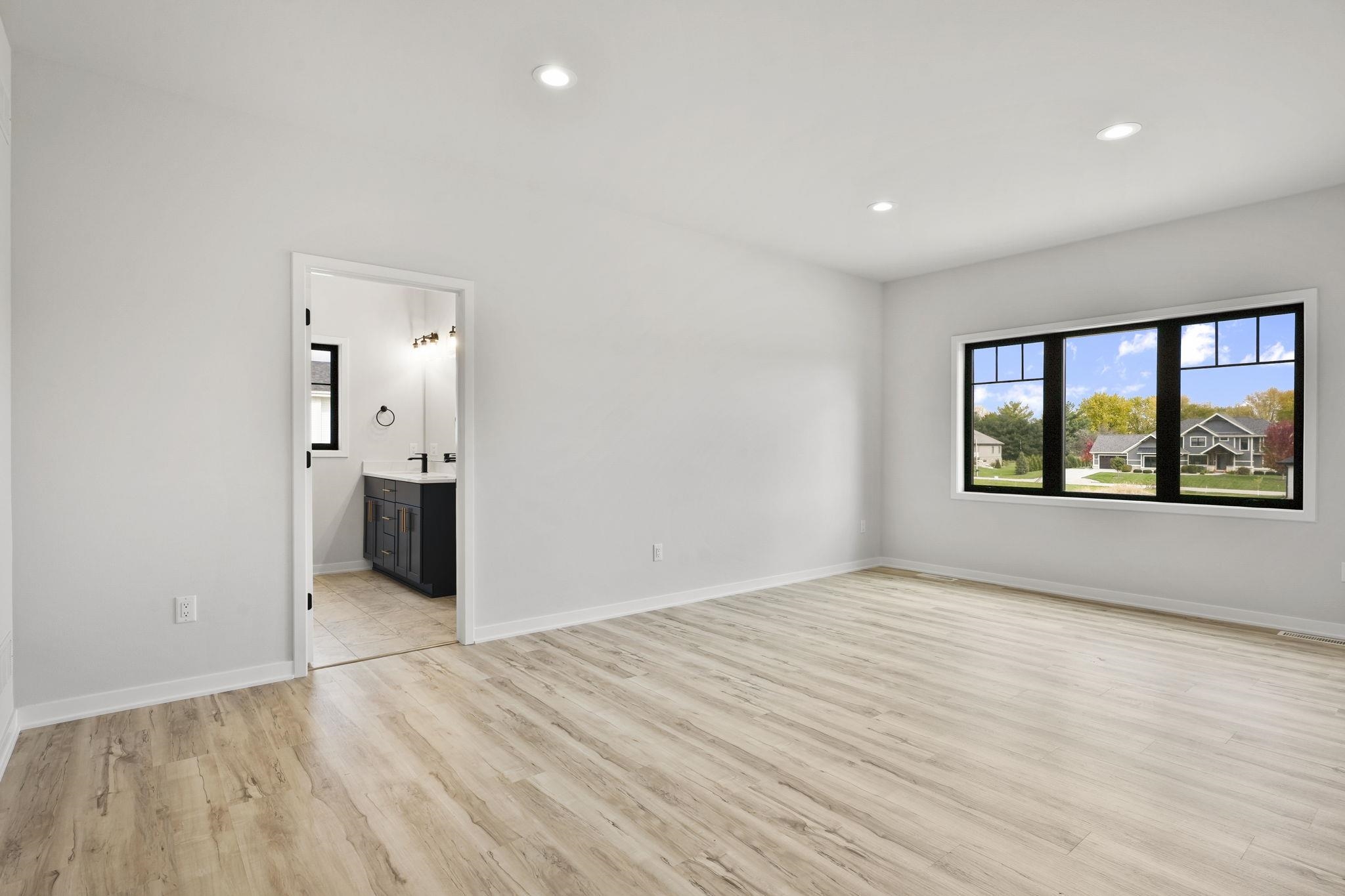 6826 Angelica Trail