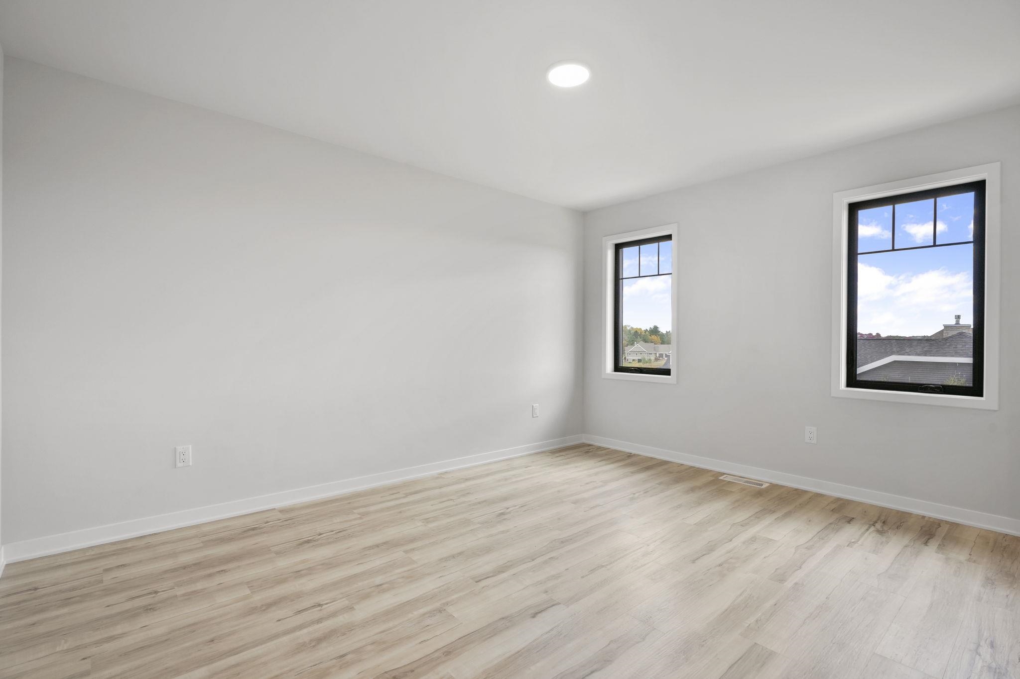 6826 Angelica Trail