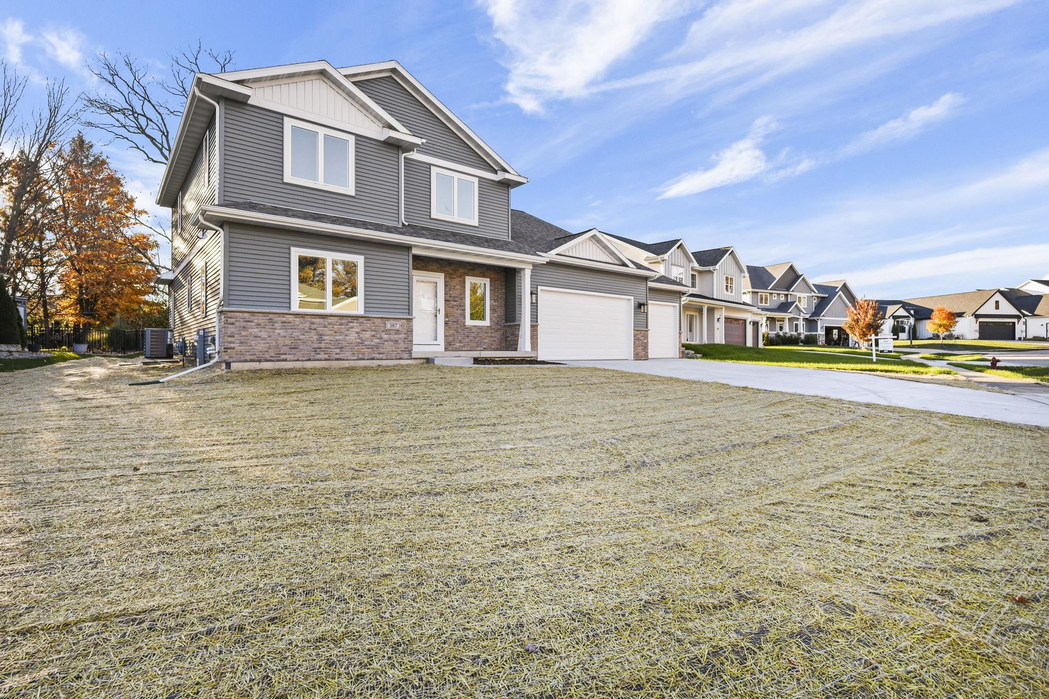 387 Kassander Way