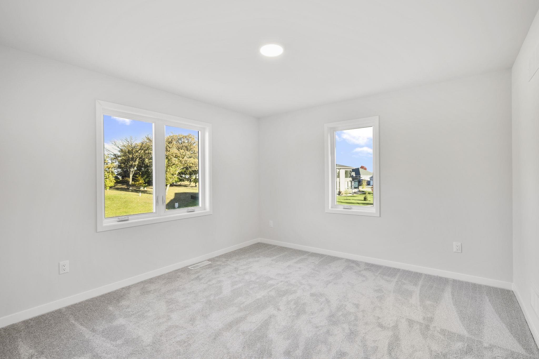 387 Kassander Way