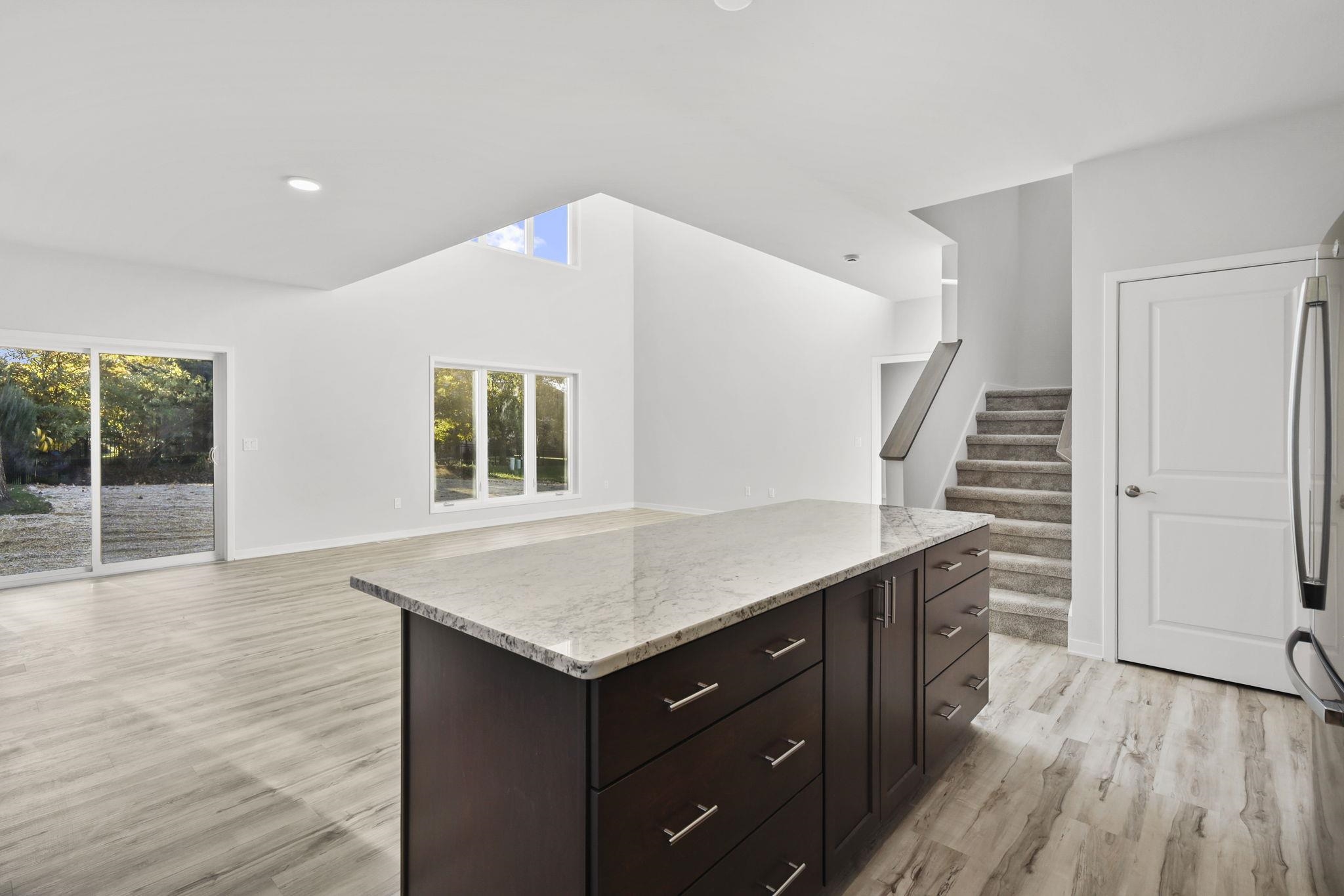 387 Kassander Way