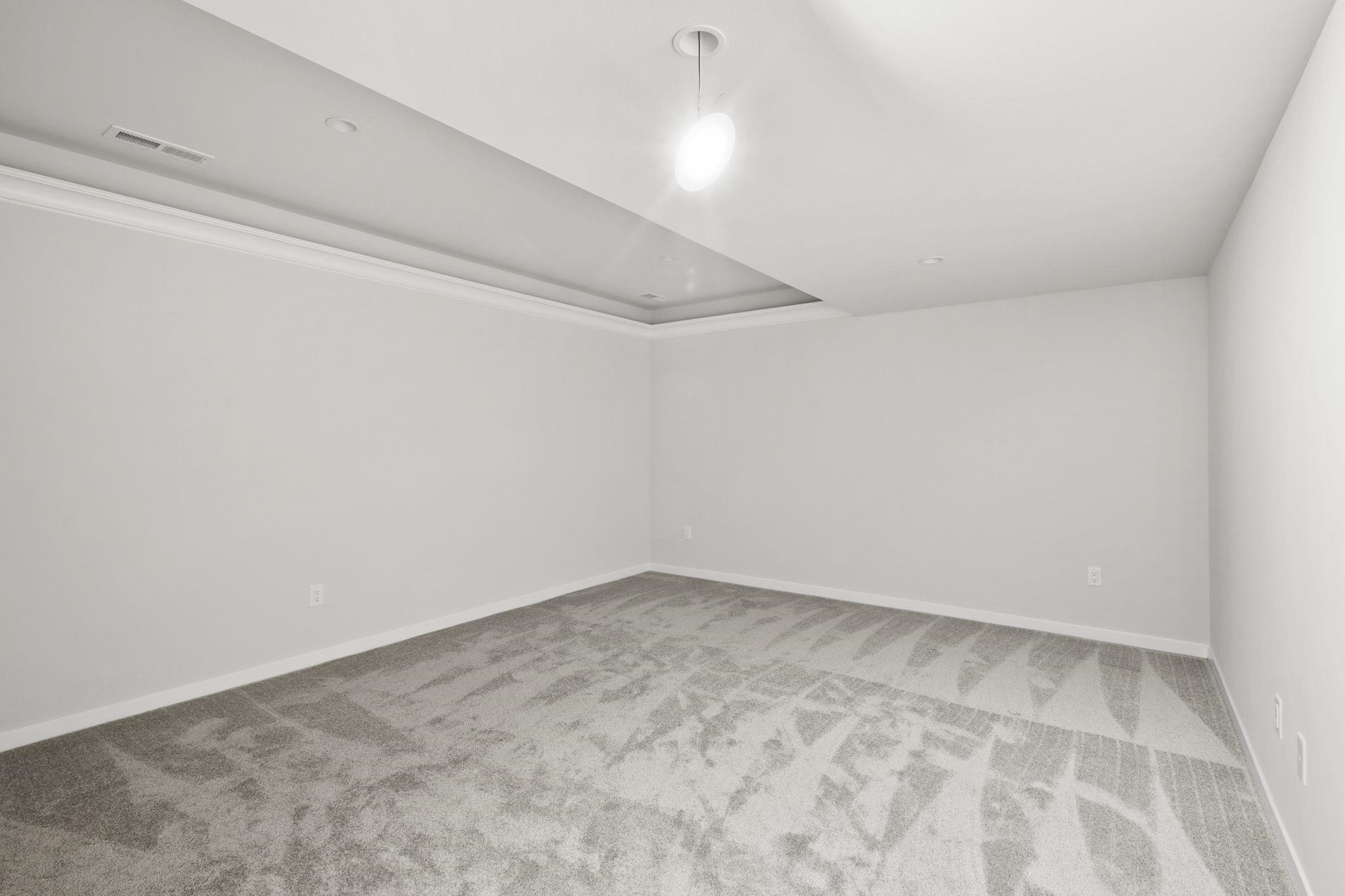387 Kassander Way