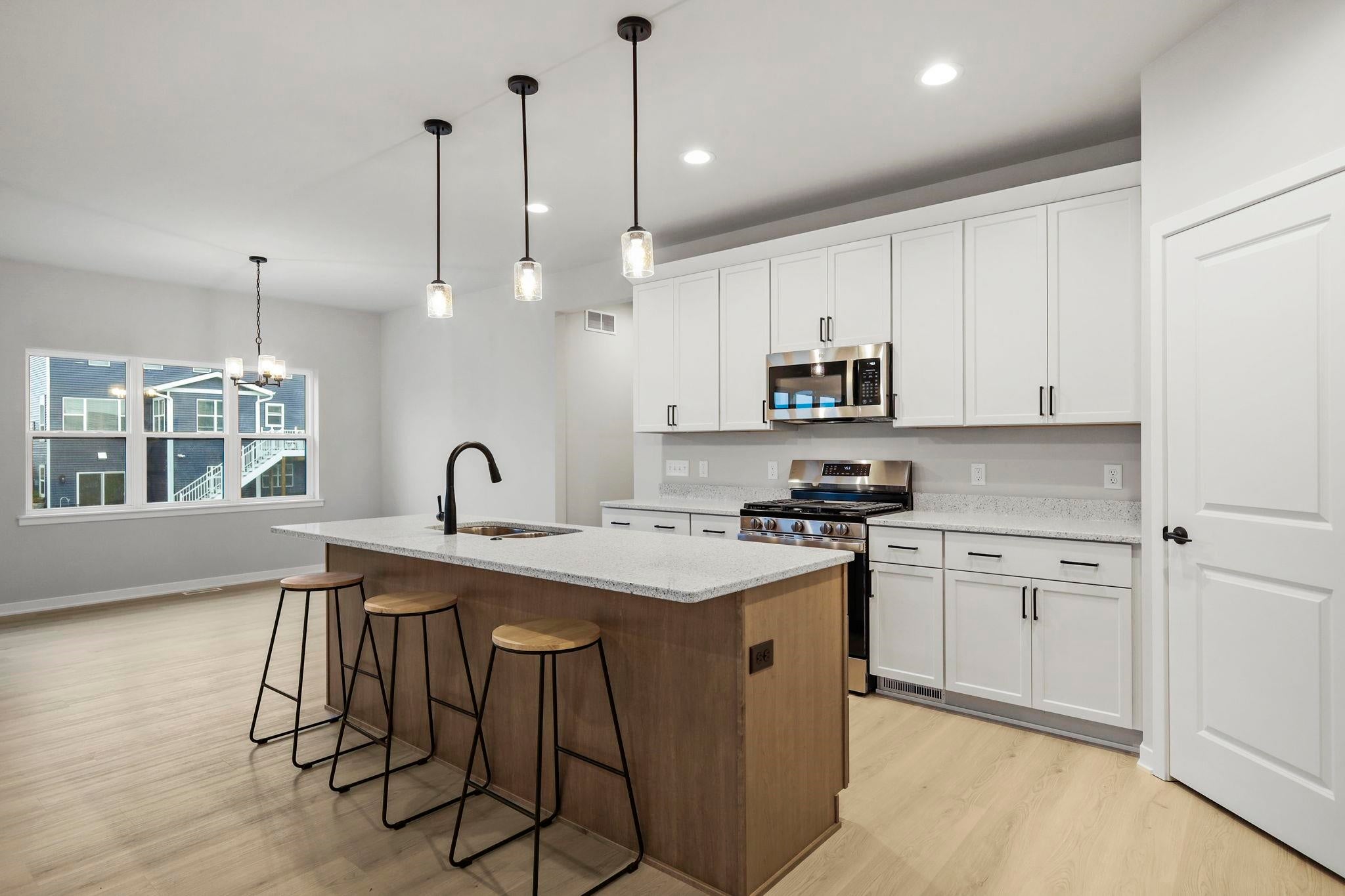 225 Hawks View Drive