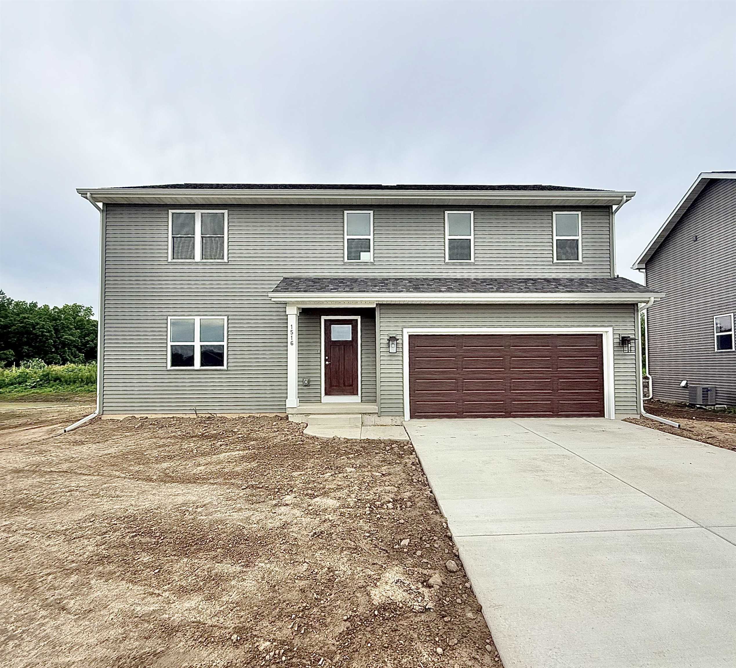 1516 Dahlia Drive