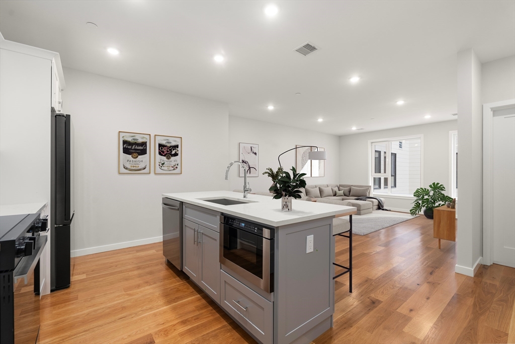 267 Old Colony # 511